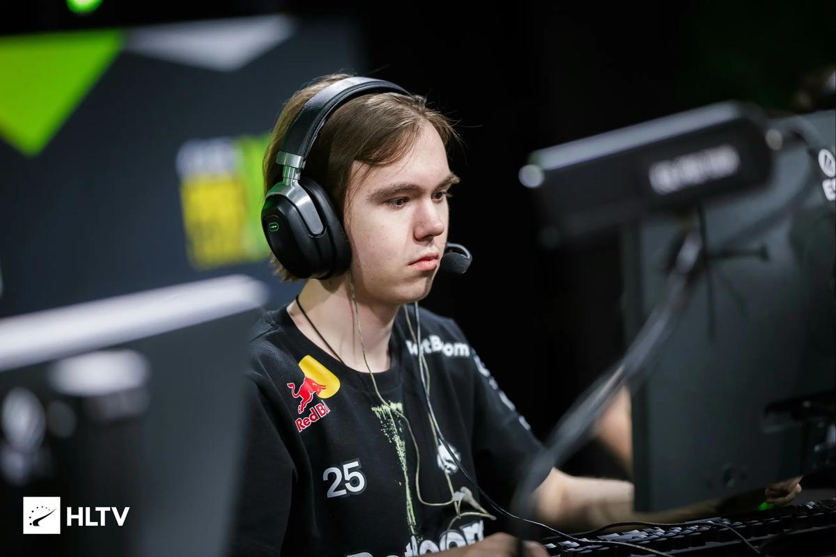 目前T1以7-1位列LCK联赛榜首，GEN和LSB都是6-2 Oner也以600点的POG点数来到排行榜第一名