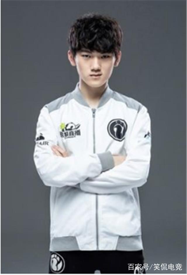 LPL夏季赛，时隔三年，WE终于战胜RNG