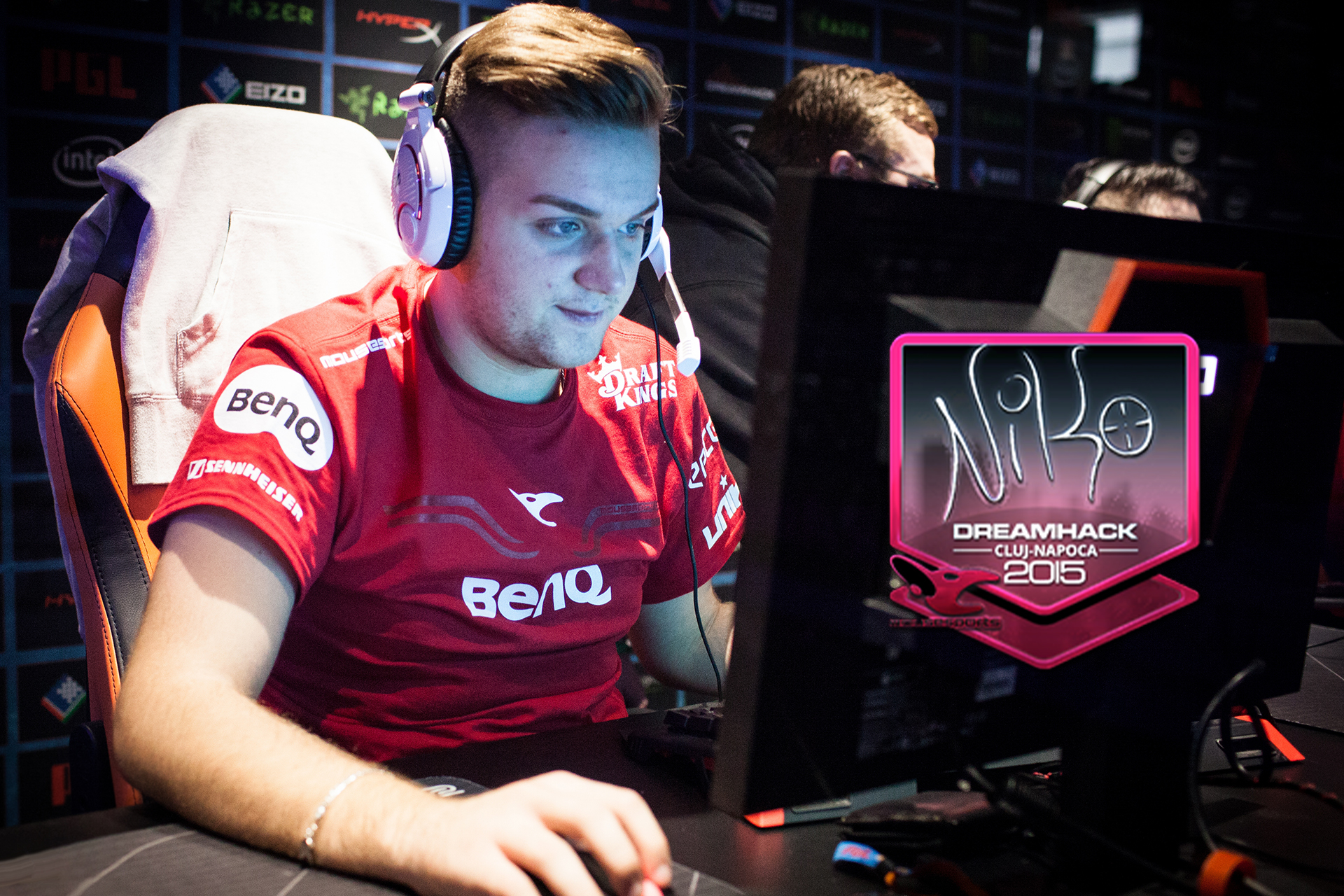 iM谈到NAVI的挣扎：“每一场首局或者首图，我们都有点挣扎”